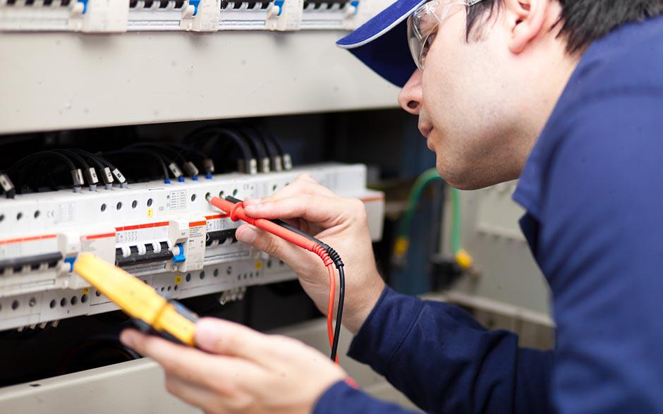tarif horaire d'un électricien Paris 5